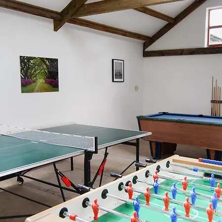 The Garth Tatil Evi