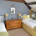 Holiday home The Garth